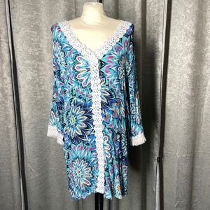 Women’s Unknown (possibly Lilly Pulitzer) 1X Green/Blue/White Embroidered Tunic
